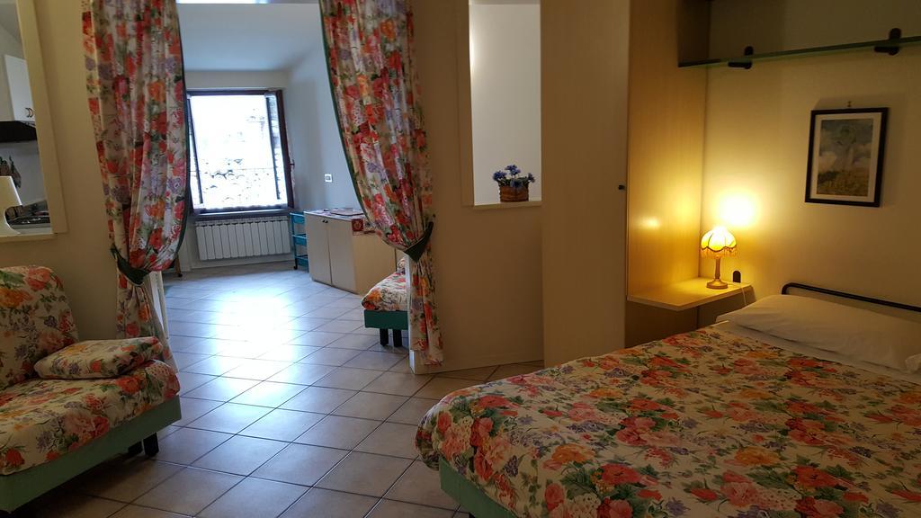 Residence Di Via Perugina 22 Gubbio Extérieur photo
