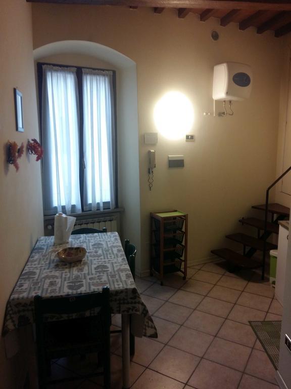 Residence Di Via Perugina 22 Gubbio Extérieur photo