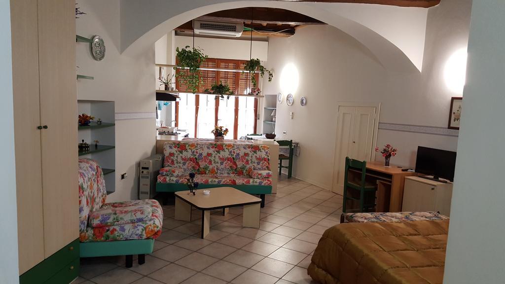Residence Di Via Perugina 22 Gubbio Extérieur photo